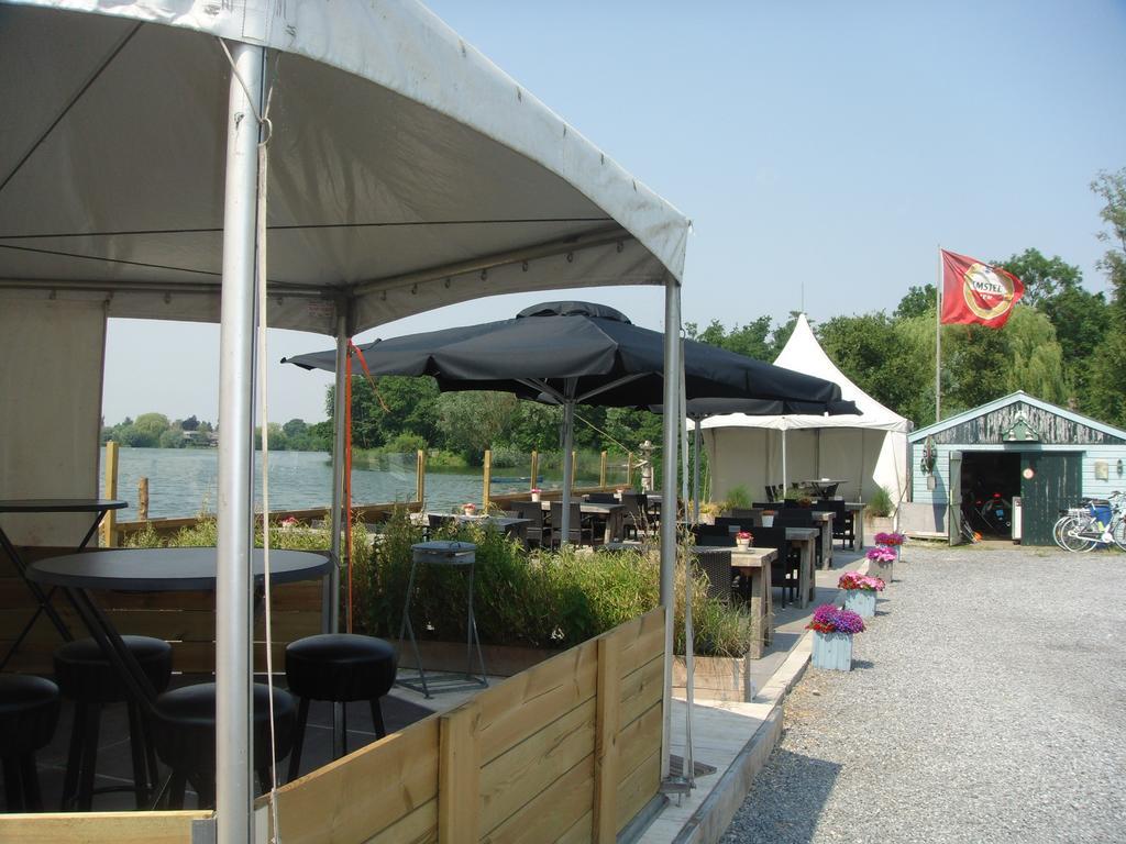 Hotel Restaurant Lakeside Uithoorn Esterno foto