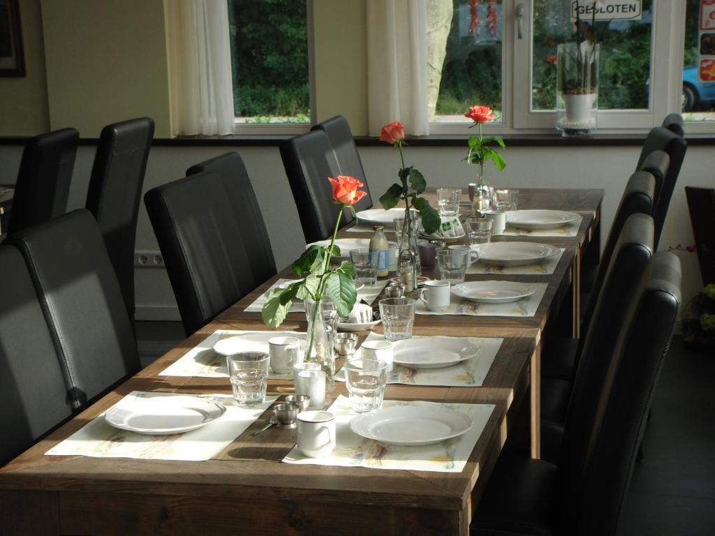 Hotel Restaurant Lakeside Uithoorn Esterno foto